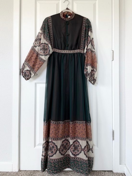 AJ Bari Dresses & Skirts - 1970’s Vintage Bohemian Prairie Paisley Chiffon Maxi Dress by AJ Bari